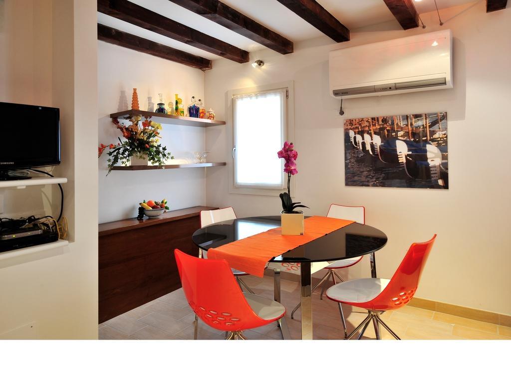 Palace La Vida Apartments By Wonderful Italy Venice Ngoại thất bức ảnh